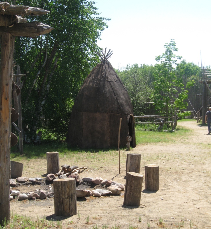 The Recreation of an Ouendat (Wendat) Village, Midland, Ontario