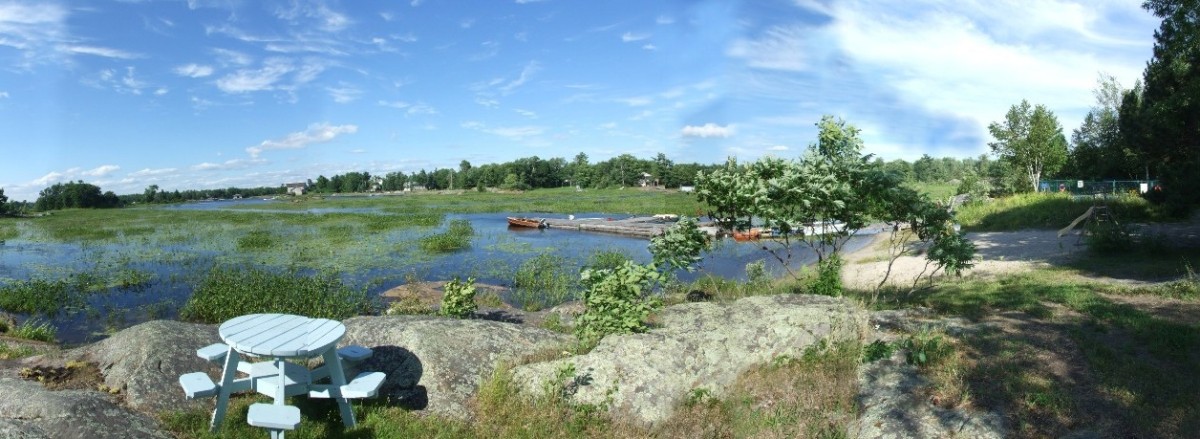 Docks of Elm Cove Cottages on Georgian Bay