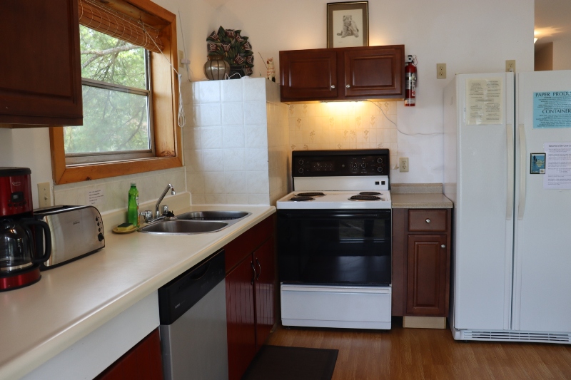 Cottage #4 Kitchen