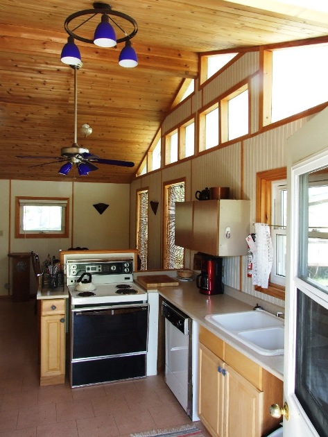 Cottage #7 dining area, washroom, looking toward the living room